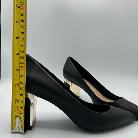 DKNY Black Leather Block Heels Pointed Toe Pumps US Size 7 - Picture 10 of 10